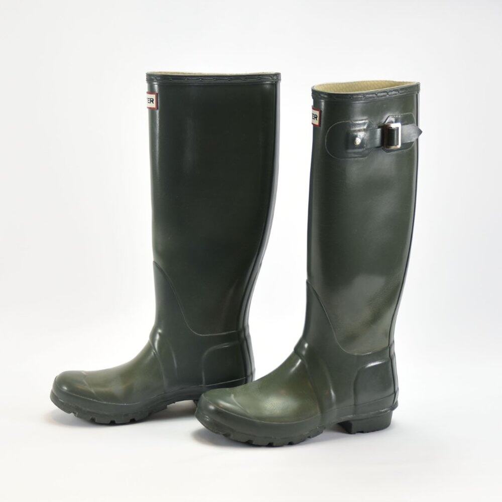 Hunter Tall Rain Boots, size 5 - Picture 4 of 14
